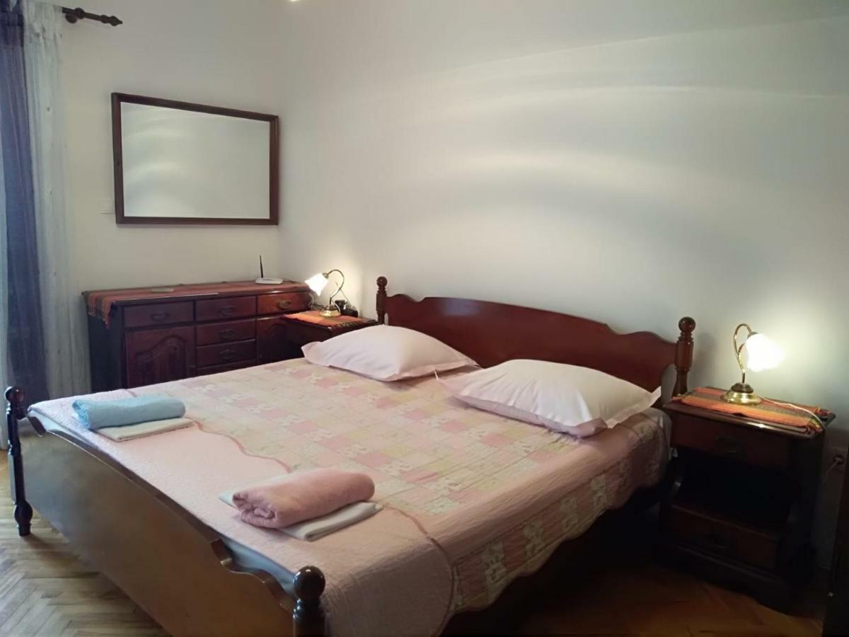 מאקרסקה Apartmani Smiljana מראה חיצוני תמונה